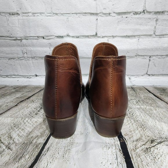 Steve Madden Brown Ankle Booties - Picture 6 of 10